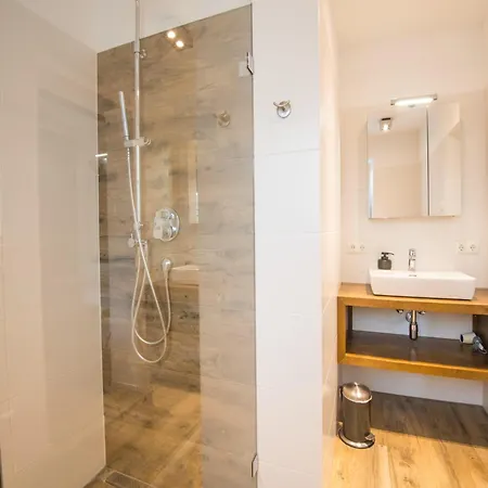 Modern Near The Area Appartement